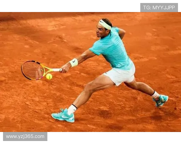 2025网球大师赛精彩落幕 纳达尔强势回归引爆赛场热潮 2025网球大师赛精彩落幕 纳达尔强势回归引爆赛场热潮