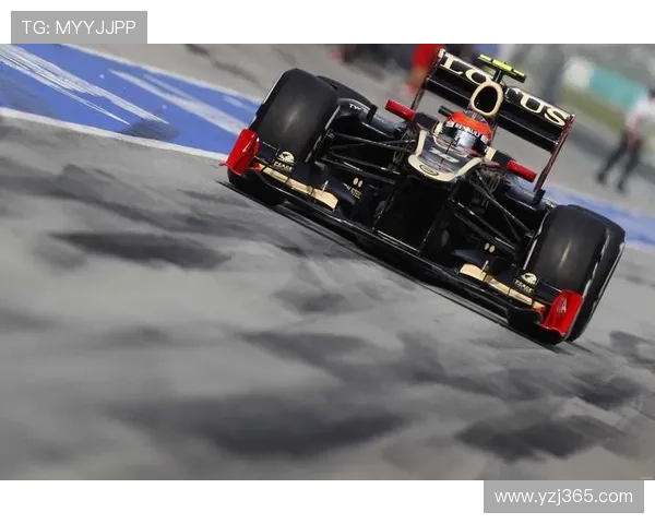 新赛季F1风云再起车队角逐技术革新引爆全球关注赛场策略升级车手表现成焦点 新赛季F1风云再起车队角逐技术革新引爆全球关注赛场策略升级车手表现成焦点