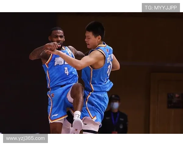 联盟豪强对决再掀高潮多队争抢季后赛关键席位走势备受关注成焦点